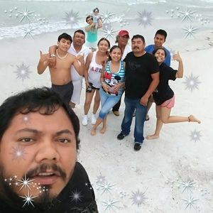 Meet your Posher, Ely